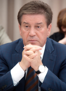 Министр Правительства Москвы, руководитель Департамента социальной защиты населения города Москвы В.Петросян 