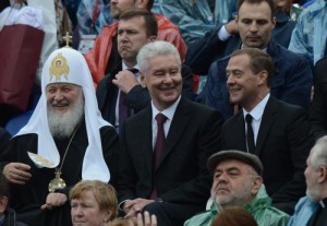 Сергей Собянин поздравил москвичей вместе в Дмитрием Медведевым 