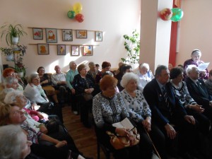 В районе Чертаново Северное прошел праздничный концерт, посвященный Дню пожилого человека