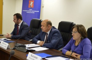 Совет муниципальных образований Москвы обсудил вопросы ЖКХ 