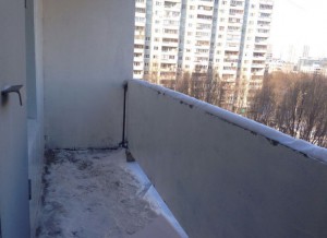 Один из балконов дома 7 корпус 1а на Чертановской улице после проведенной работы 