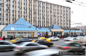 Торговый центр "Пирамида", располагавшийся в Москве возле метро "Пушкинская", был признан самостроем в декабре