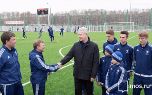 Мэр Москвы Сергей Собянин сообщил,что в столице реализуется масштабный проект развития детско-юношеского футбола
