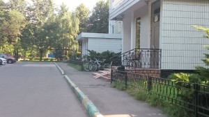 Территория дома на улице Кировоградская 