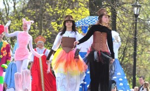 Весенний фестиваль продолжается в парках Москвы