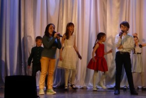 Воспитанники Центра организовали концерт для своих близких
