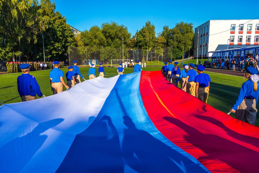 «Юнармейцы» школы №851 стали участниками патриотического парада. Фото: официальная страница школы №851 в социальных сетях