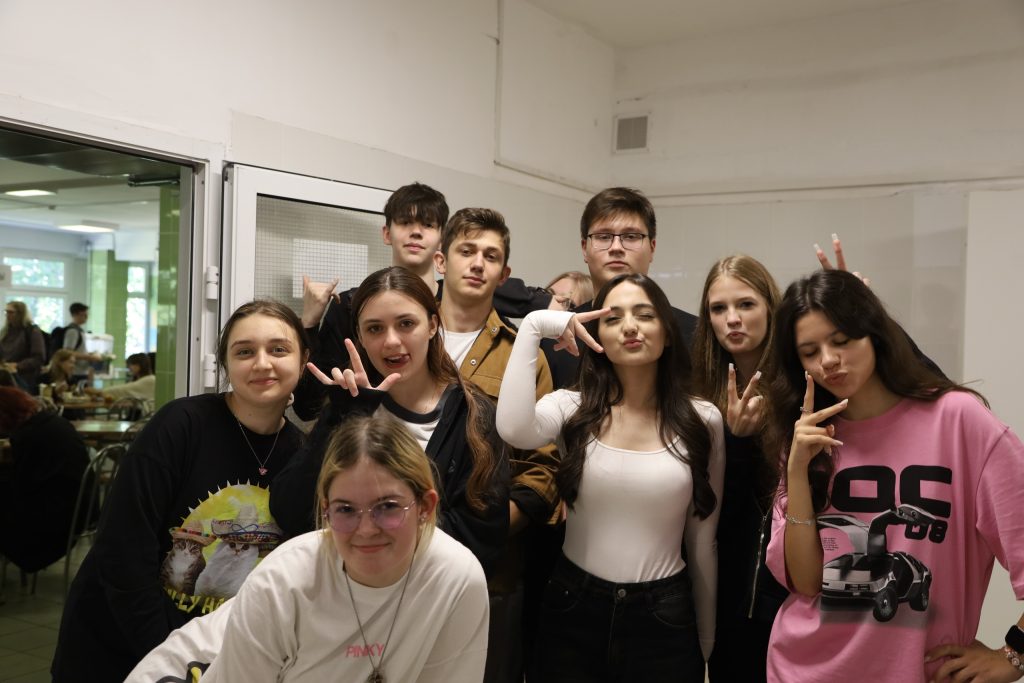 Развлекательно мероприятие состоялось в Технологическом колледже №34. Фото: официальная страница Технологического колледжа №34 в социальных сетях