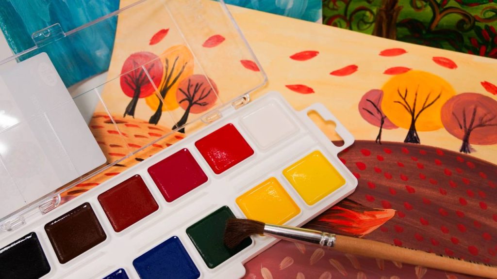 «Осенний пейзаж акварелью»: мастер-класс пройдет в ДК «Чертаново». Фото: Ксения Догонашева, «Вечерняя Москва»