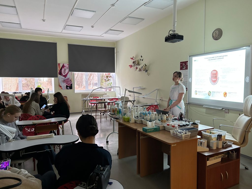 Первокурсники ТК №34 стали участниками двухдневного семинара. Фото: официальная страница Технологического колледжа №34 в социальных сетях