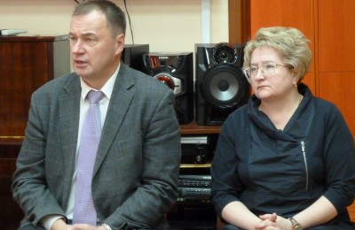 Капитальный ремонт - это тема новая и сложная для депутатов - Абрамов-Бубненков (слева)