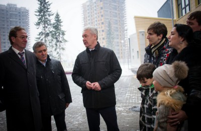 Мэр Москвы Сергей Собянин сообщил, что новую школу в районе Северный построили за 10 месяцев