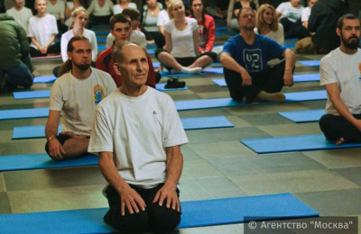Мастер-класс по йоге организуют для жителей района Чертаново Северное