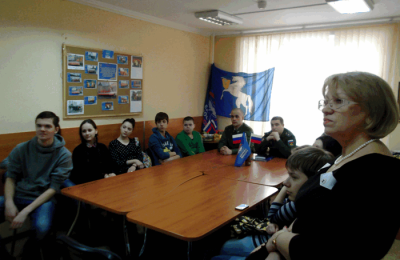 Молодые активисты района Чертаново Северное провели встречу с военнослужащими