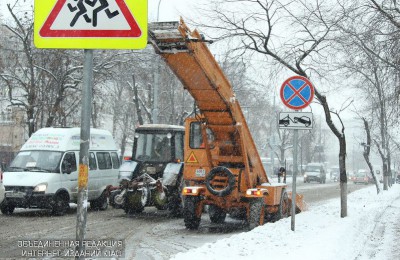 Уборка улиц от снега