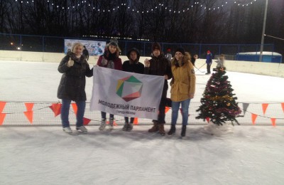 Спортивный праздник на льду в районе Чертаново Северное