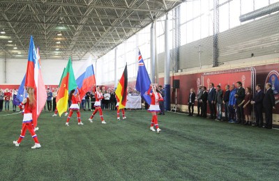 Церемония открытия футбольной игры