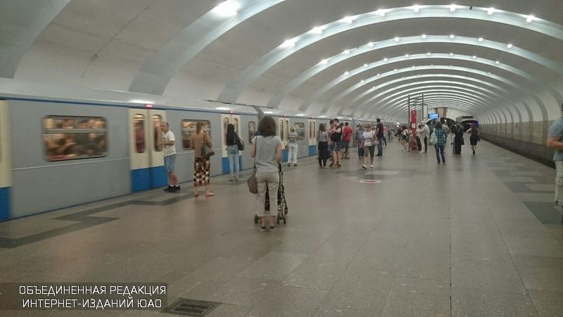 На станциях «Южная» и «Чертановская» раздадут воду
