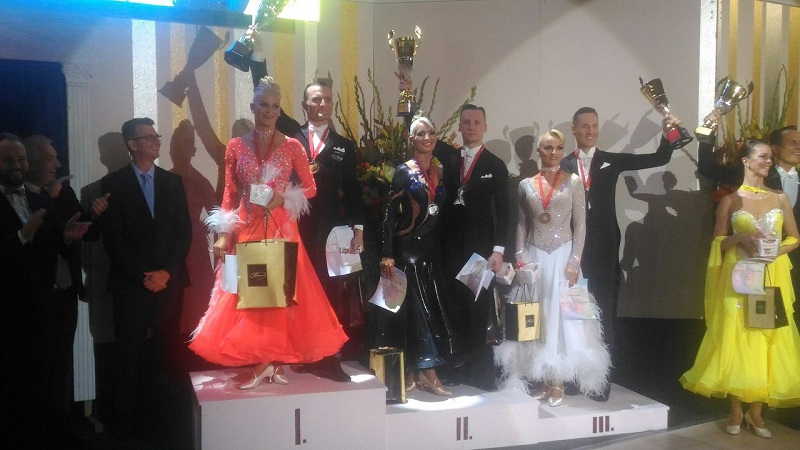 Оксана Скрипник стала обладетельницей наград на международных соревнованиях по танцам