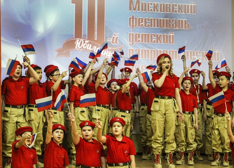 Отборочный тур Фестиваля детской патриотической песни прошел в школе №1623