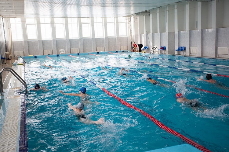 Ученики школы №1158 приняли участие в соревнованиях по плаванию