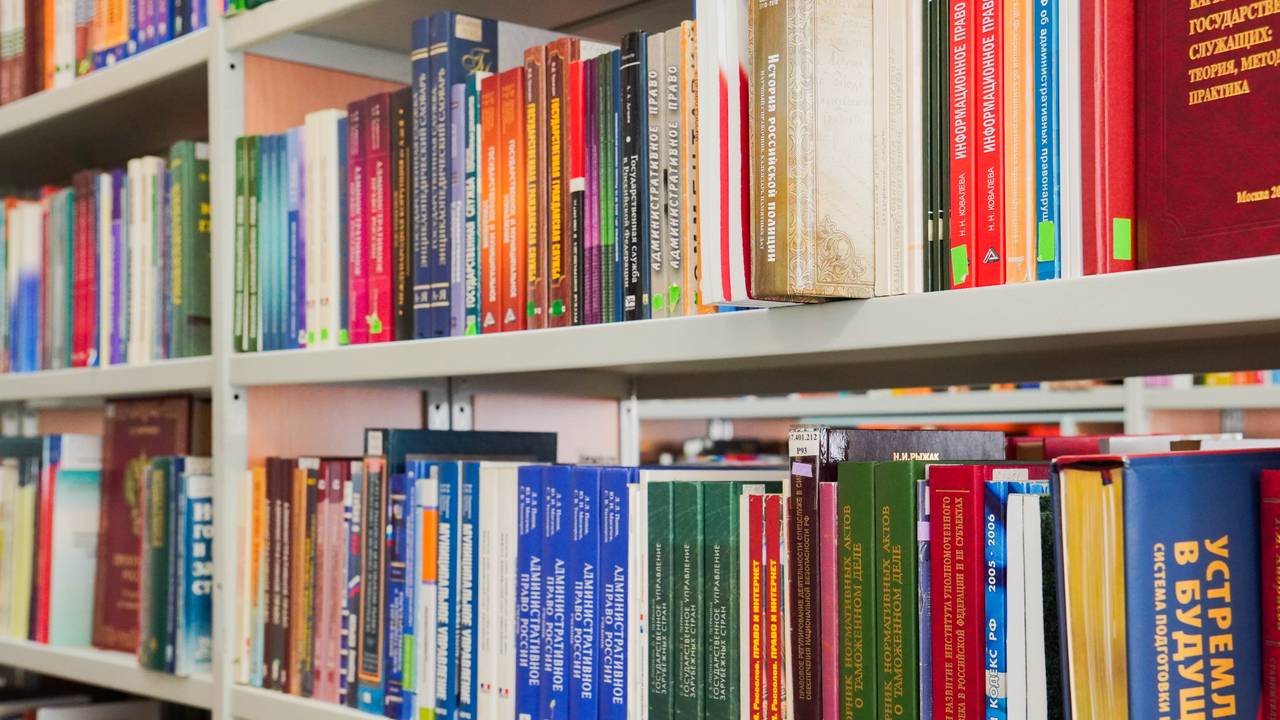 «Книга и сердце»: выставку к юбилею со дня рождения писателя откроют в библиотеке №151. Фото: Ксения Догонашева, «Вечерняя Москва»