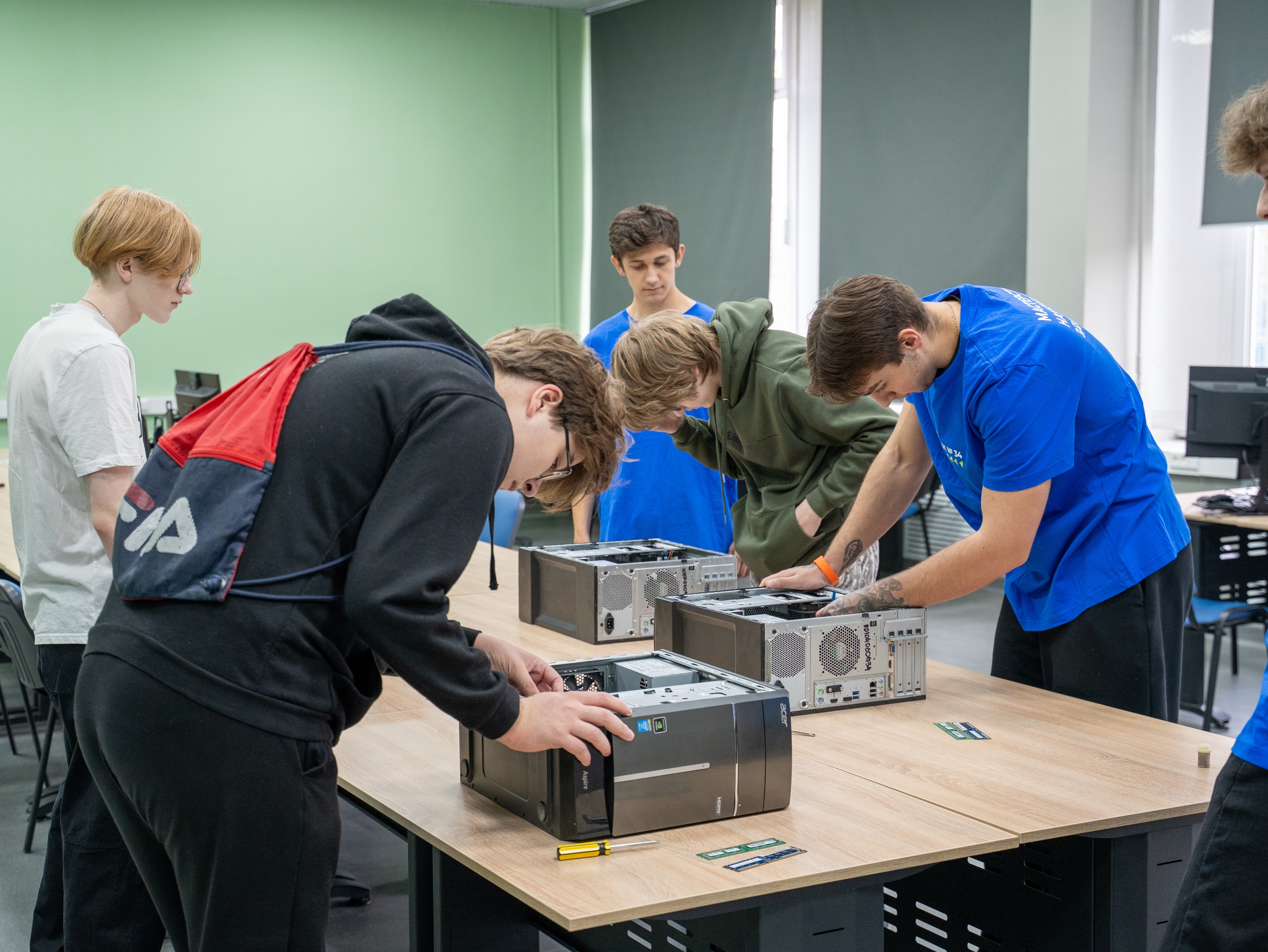 День открытых дверей прошел в Технологическом колледже №34. Фото: официальная страница Технологического колледжа №34 в социальных сетях